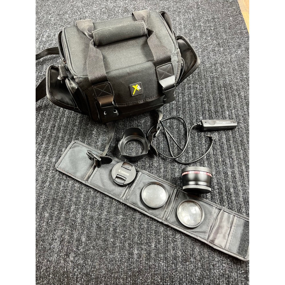 Xit Camera Bag Bundle with 2.2X Telephoto Lens Commander Remote Canon‎ Lens Cap